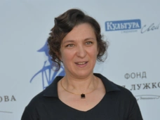 Железняк: «Я верю Путину. У меня есть иерархия: Бог, муж, семья, президент, страна, начальник в театре»