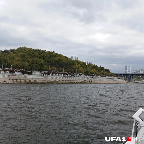 Вдали виднеется Оренбургский мост | Источник: Дилара Лотфуллина/ UFA1.RU