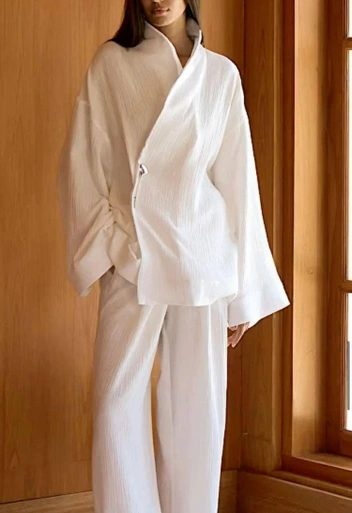 Если вы давно мечтали носить кимоно, то ваше время пришло | Источник: ru.pinterest.com