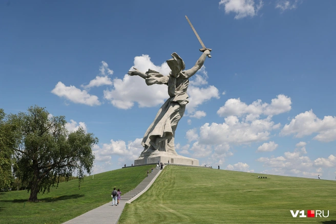 ЧП произошло 22 мая на Мамаевом кургане | Источник: Алексей Волхонский / V1.RU