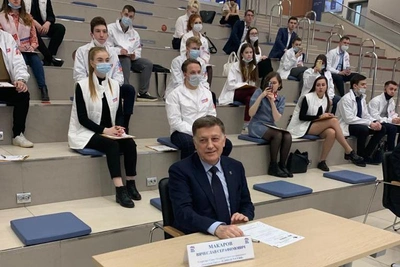 Вячеслав Макаров подал на праймериз от Чувашии