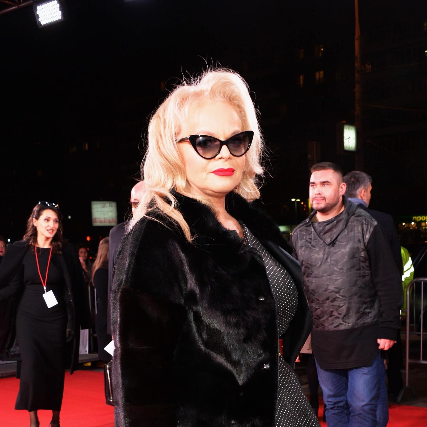 Охранники Ларисы Долиной напали на журналистов — видео