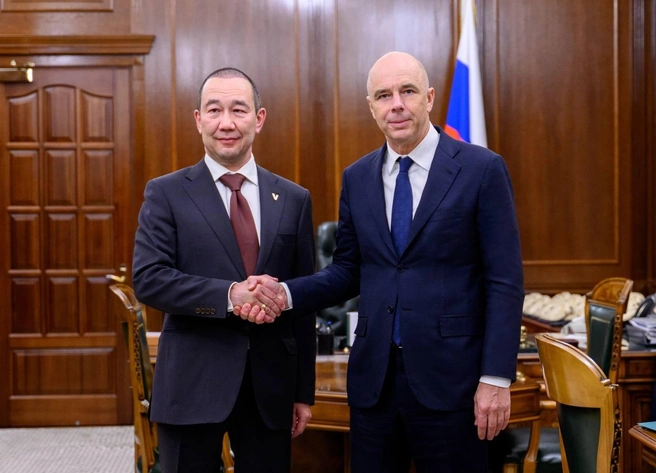 Глава Якутии с министром финансов России | Источник: Айсен Николаев, Глава Республики Саха (Якутия). Официальный канал. / T.me