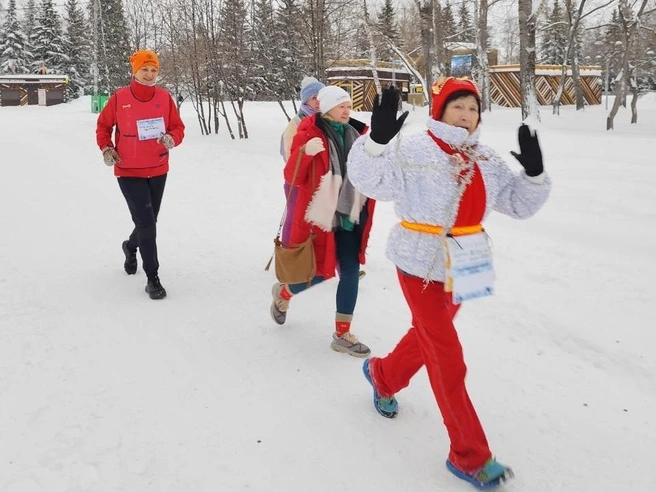 Пробежки в ЦПКиО Кургана проходят практически в любую погоду | Источник: личный архив Любови Садвакас