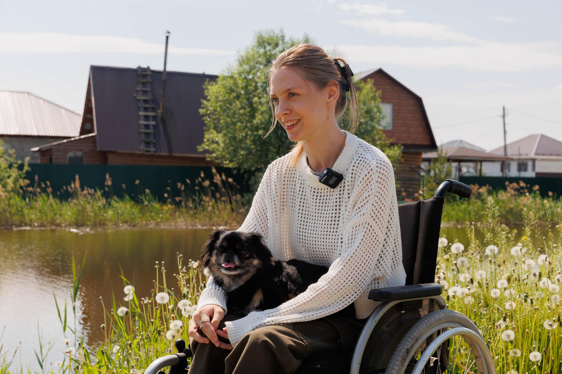 «Хочется полноценно жить»: тюменка с ДЦП мечтает об электроколяске, чтобы найти работу, — история