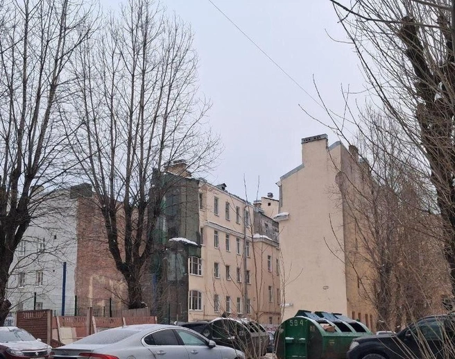 Обрушившийся дом на Гороховой изъяли для госнужд. Его будут реконструировать | Источник: Анна Мотовилова / «Фонтанка.ру»