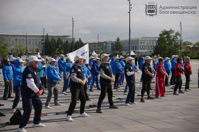 Благовещенск отметил 170-летие днём спорта и зарядкой