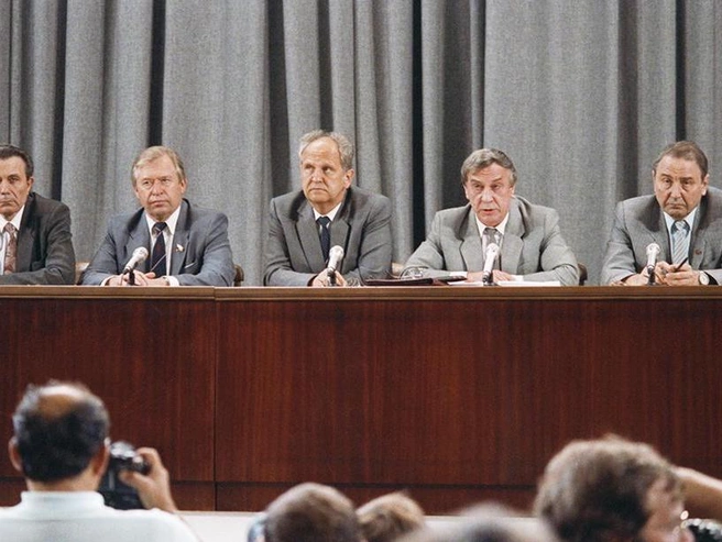 Пресс-конференция ГКЧП | Источник: Владимир Мусаэльян, Александр Чумичев / ТАСС