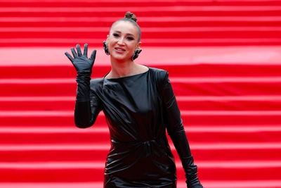 Бузова в восторге от снежной зимы в Бердске