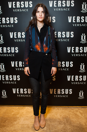 Ирина Шейк и другие звезды на открытии первого корнера Versus Versace в «Цветном»