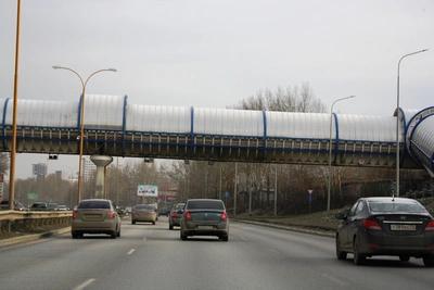 На Объездной в Екатеринбурге снизили скорость, но водители гоняют