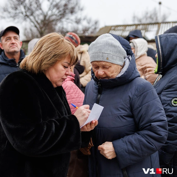 Многим квартирам пострадавшего подъезда, вероятно, потребуется ремонт | Источник: Алексей Волхонский / V1.RU