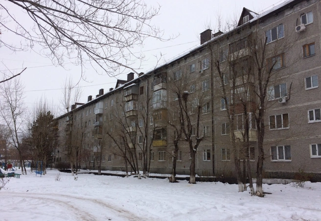 Жильцы обратились за помощью во все инстанции | Источник: 2GIS