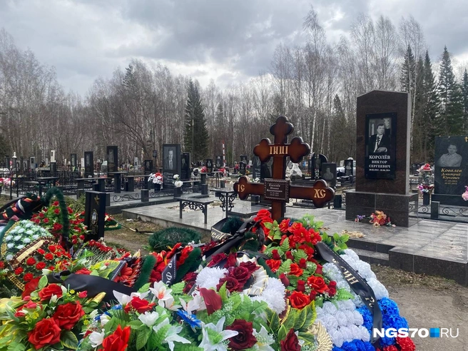 Могила Михаила Киселева  | Источник: предоставлено читательницей NGS70.RU 