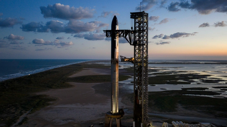 Самая мощная в мире ракета готова к 11-му испытанию | Источник: SpaceX