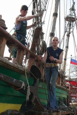 Проект поддерживали спонсоры и городские власти, хотя значительную часть работы выполняли сами добровольцы | Источник: Фрегат «Штандарт» / ВКонтакте