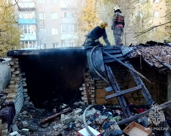 Гараж на Московском шоссе | Источник: ГУ МЧС по Саратовской области