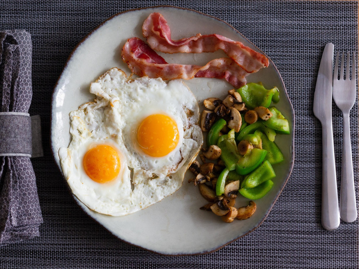 Хватит на весь день: 6 лучших зимних завтраков, которые подарят вам энергию