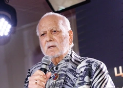 Бедрос Киркоров прокомментировал новость о разводе