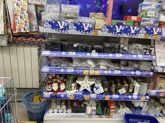 До праздника еще больше месяца, поэтому новогодний декор можно основательно продумать | Источник: Ирина Господаренко / NGS22.RU