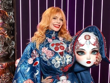 Стоцкая, прятавшаяся в Матрешке в шоу «Маска»: «Казалось, что Киркоров делает вид, что не узнает меня»