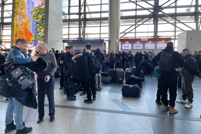 Аэропорты Москвы закрыты из-за атак БПЛА