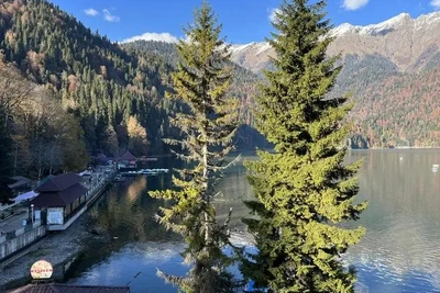 В Абхазии подорожали билеты на озеро Рица