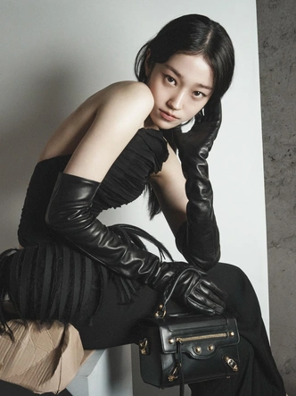 11 новых имен Balenciaga: от Вайноны Райдер до Харриса Дикинсона