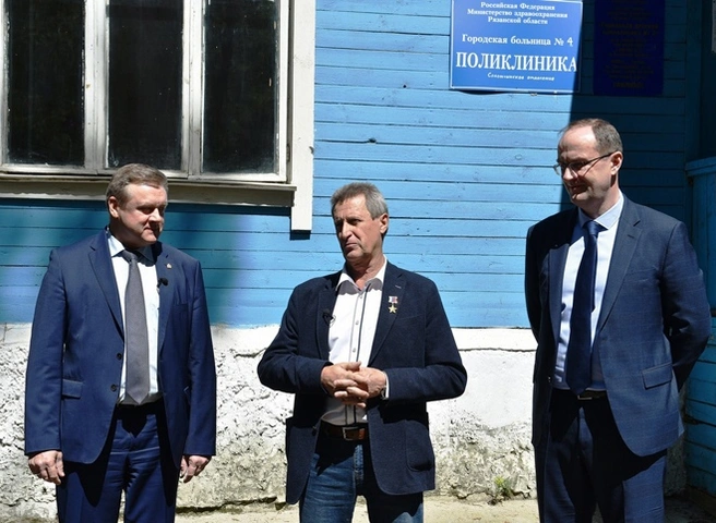Губернатор принял участие в открытии мемориальной доски Паустовскому в Солотче | ya62.ru