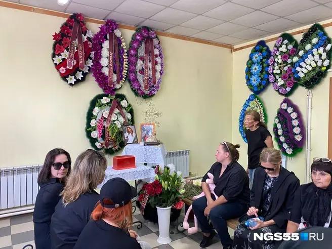 Муж МотоТани не стал брать ее 13-летнего сына на похороны в Омскую область: «Он и так тяжело это переносил»