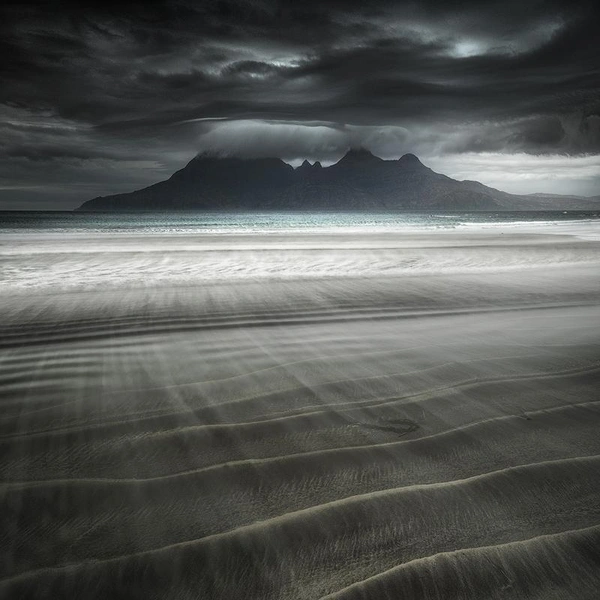 Источник: Julien Delaval / Fine Art Photography Awards 2025