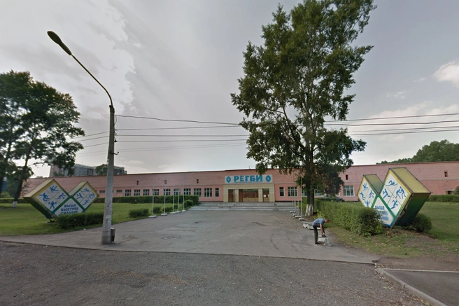 Новокузнечане рады, что хотя бы городской хоккейный стадион успели обновить до кризиса | Источник: google.com/maps