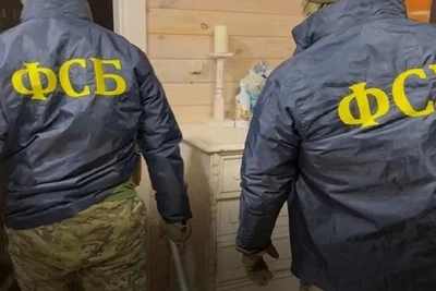 Двух сотрудников налоговой в Новосибирске отправили в СИЗО