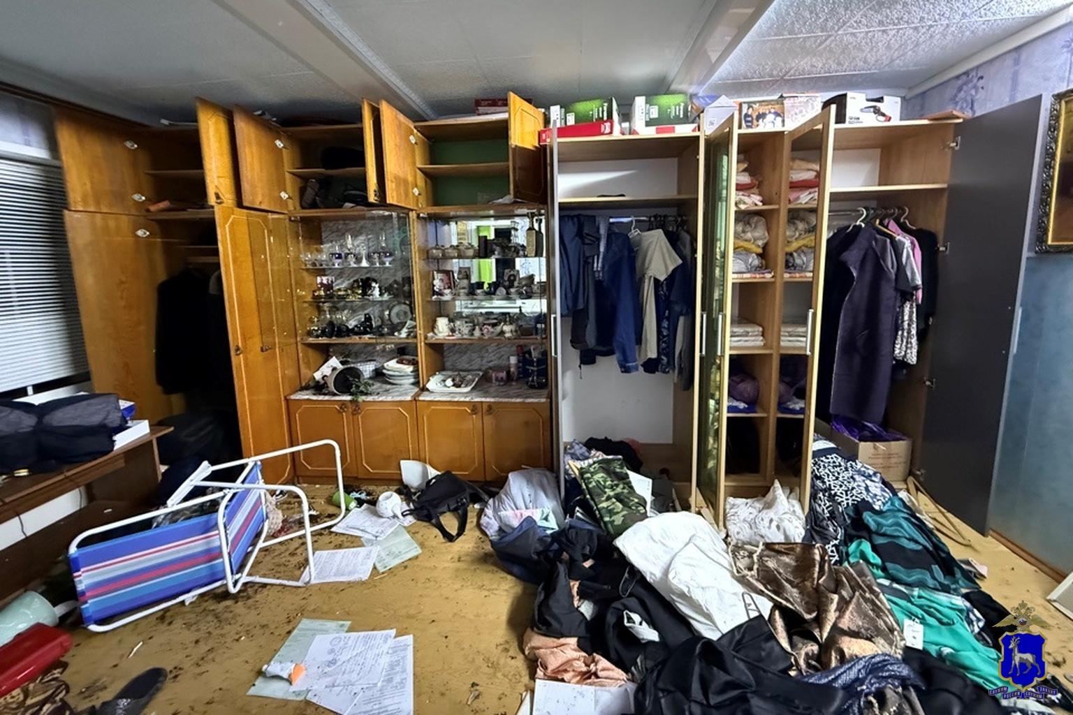 Разбили окно и избили супругов: в Самарской области поймали банду грабителей-рецидивистов