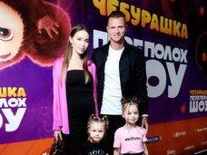 Дочери Костенко и Тарасова в образе рок-звезд, Бледанс с сыном показали family look. Премьера шоу «Чебурашка»
