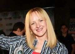 Светлана Лазарева: «Дочь расплакалась, когда Ветлицкая сказала, что больше не будет ее крестной»