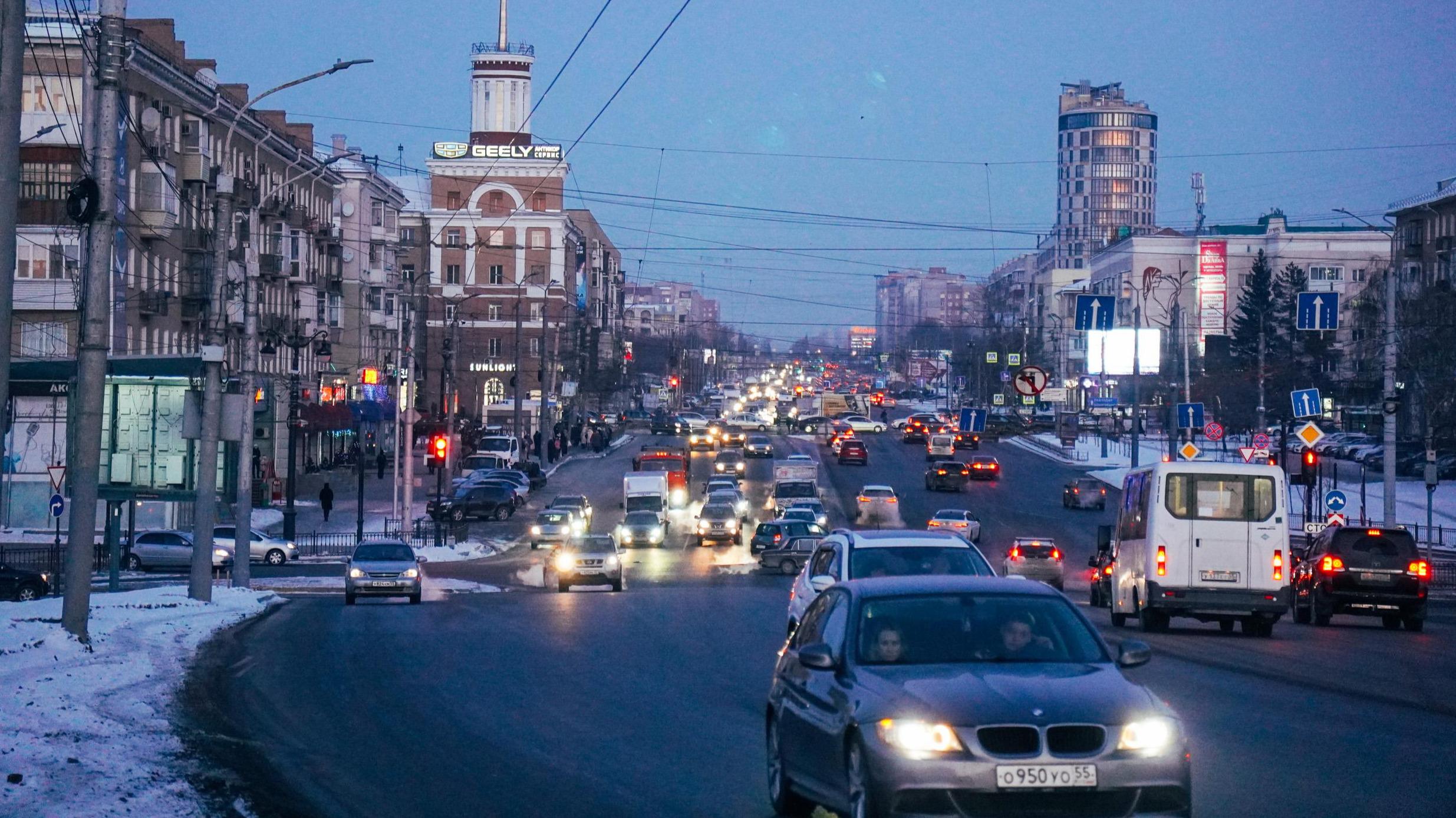 Как въезжать на мост с Ленинградской площади в Омске - 17 февраля 2023 -  НГС55.ру