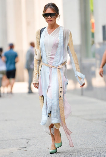 Виктория Бекхэм в Нью-Йорке, 18 июня | marieclaire.ru