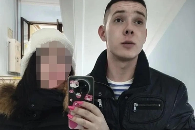 В Екатеринбурге завели дело на мигранта, избившего сына участника СВО