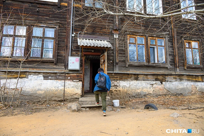 Один из домов на Таежной | Источник: Олег Федоров / CHITA.RU