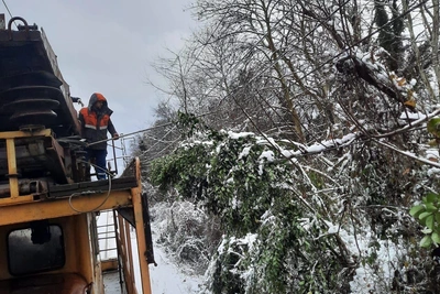 Состав Москва — Сухум остановился в Гагре из-за снегопада