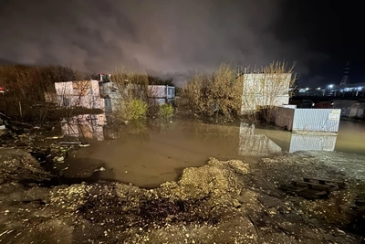 Гаражный кооператив в Дашках уходит под воду из-за забитых труб