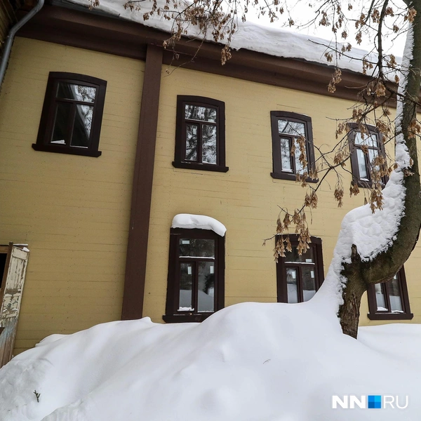 Отреставрированное крыло со стороны двора | Источник: Наталья Бурухина / NN.RU