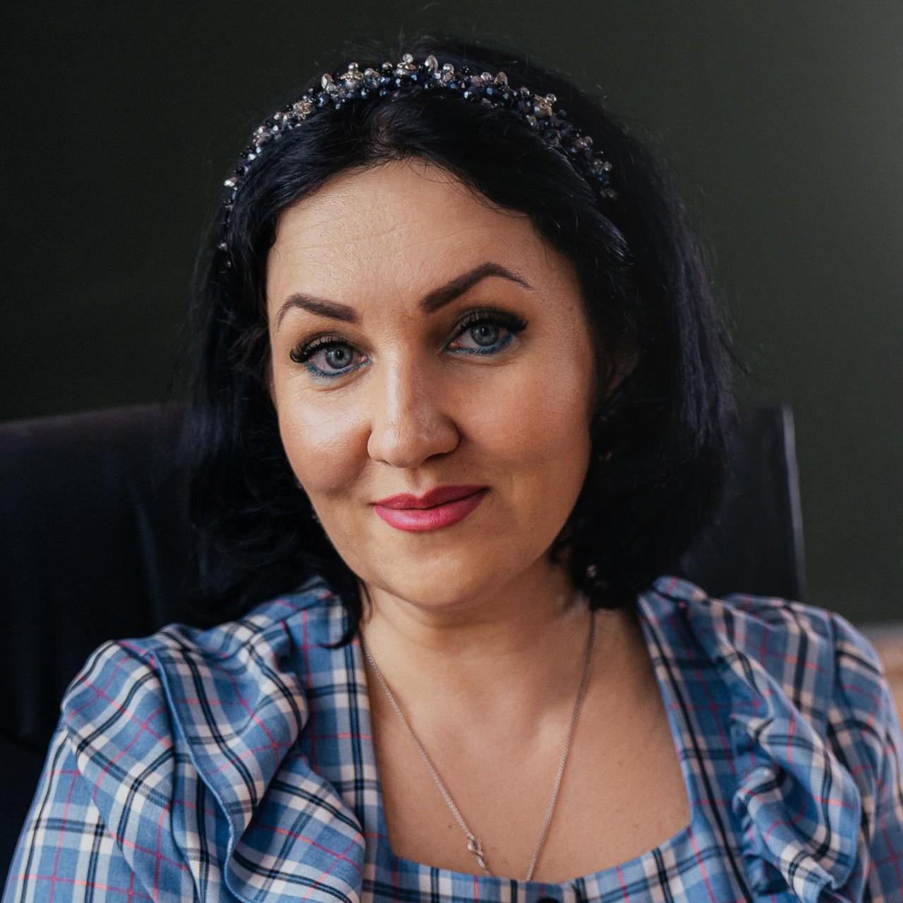 <p>Елена Николаевна Кириллова</p>