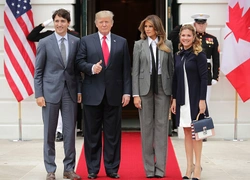 Первая денди: Мелания Трамп на встрече с Джастином и Софи Трюдо в Белом доме