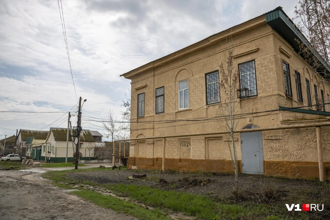 Полиция в этом здании появилась еще в 1858 году | Источник: Константин Завриков / V1.RU