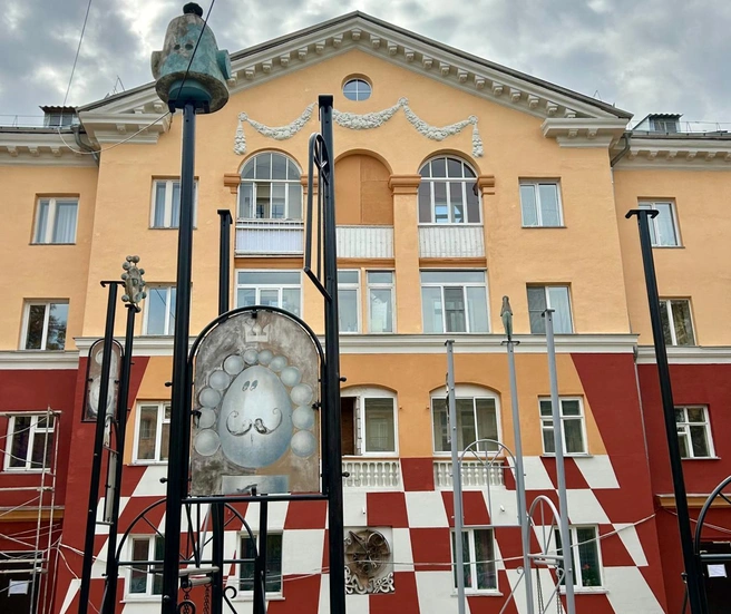 Дом «Алиса» является ценным местом городской среды и входит в архитектурный ансамбль «Красная горка» | Источник: Светлана Бакшеева