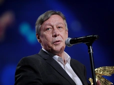 Михаил Ефремов вышел на свободу из колонии в Белгородской области: онлайн-трансляция
