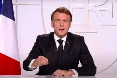 Макрон планирует телефонный разговор с Путиным