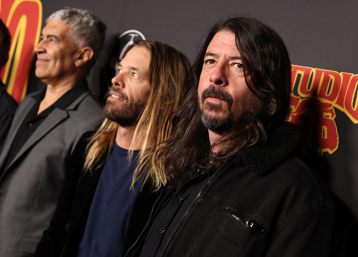 Барабанщик Foo Fighters Тейлор Хокинс неожиданно умер в Колумбии перед концертом: смотрим фото легенды мирового рока